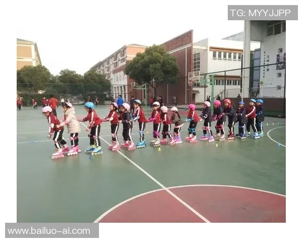 如何有效地为小学生设计有趣的篮球课程提升他们的运动兴趣与技能